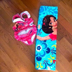 Girl Disney Bikini Size 7/8 w/ Brand Towel